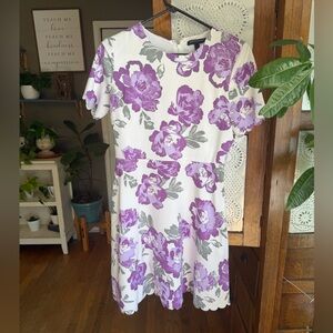 Banana Republic Purple and White Floral Dress